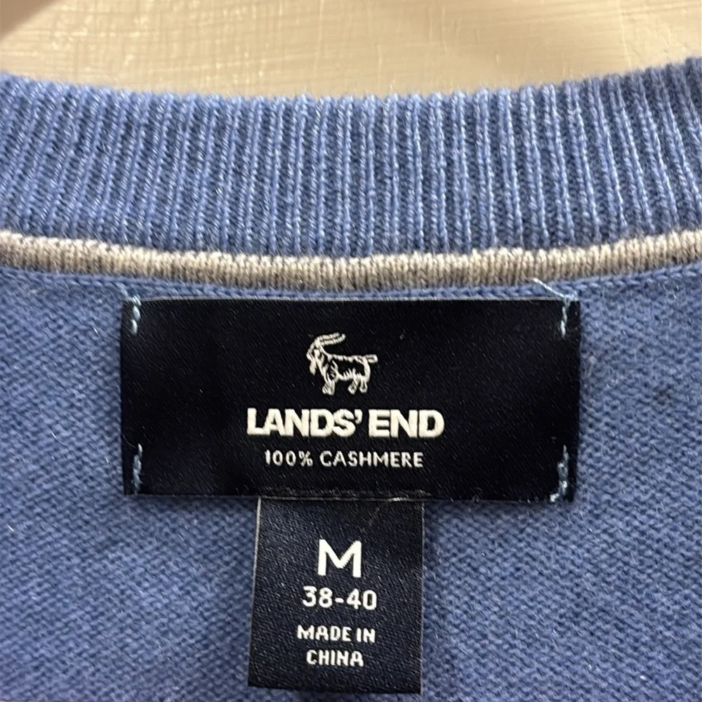Lands End Cashmere men’s blue sweater, size  medium.